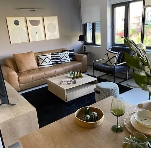 Апартаменты 2+1 Luxury Flat ,near Old Town